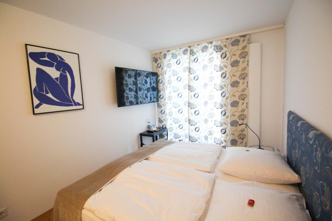 Das Kleine Hotel In Muenchen Esterno foto