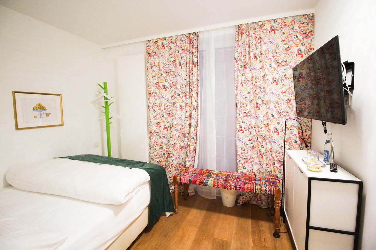 Das Kleine Hotel In Muenchen Esterno foto